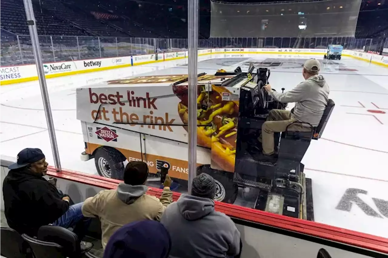 Philly ice rink managers get a Zamboni master class from the Flyers’ operators