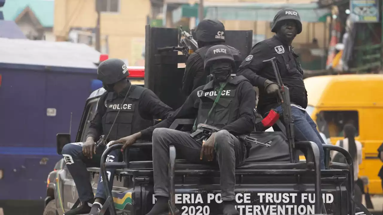 #NigeriaDecides2023: Hoodlums attack INEC officials in Gombe