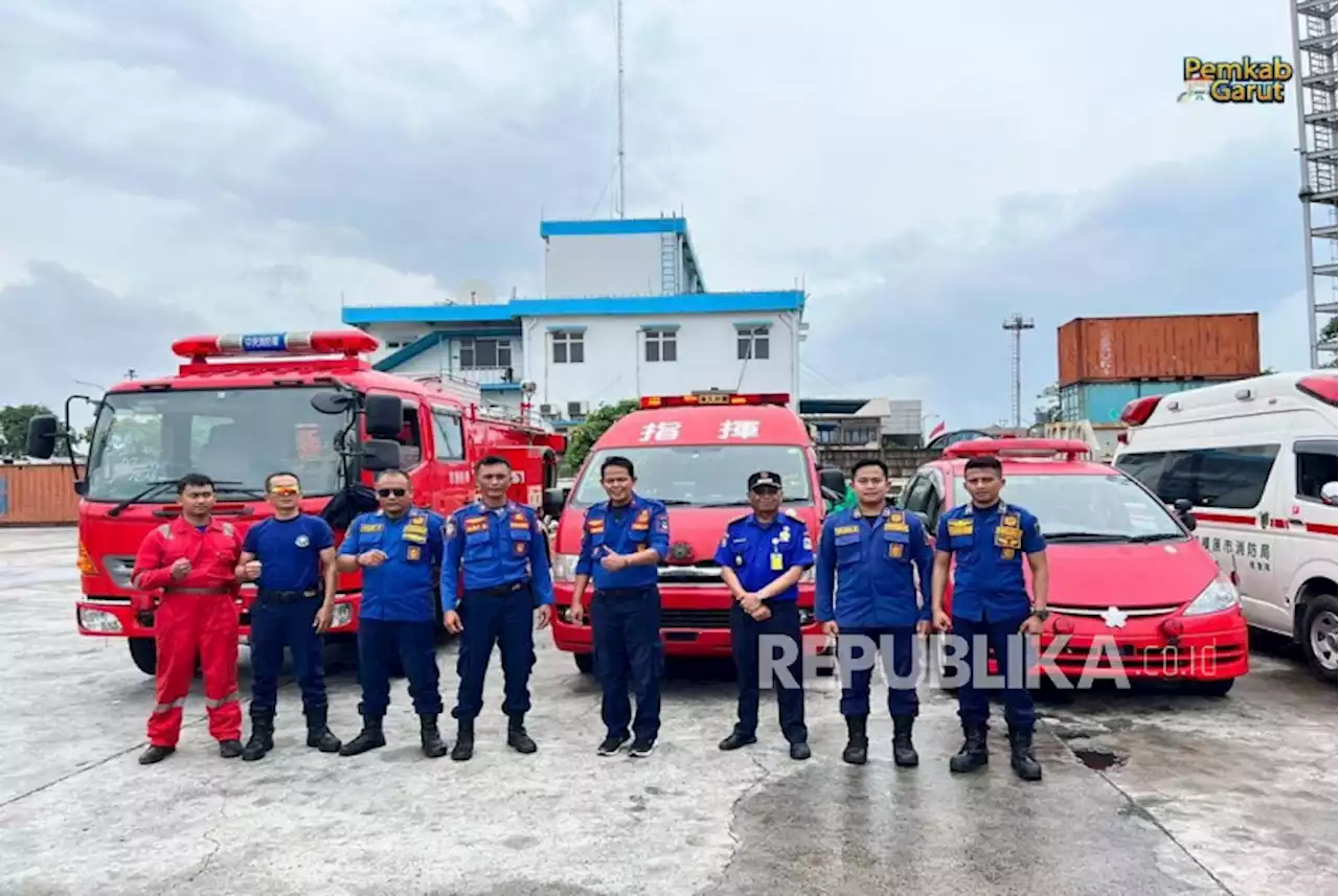 Pemkab Garut Terima Hibah Mobil Damkar dan Ambulans dari Jepang |Republika Online