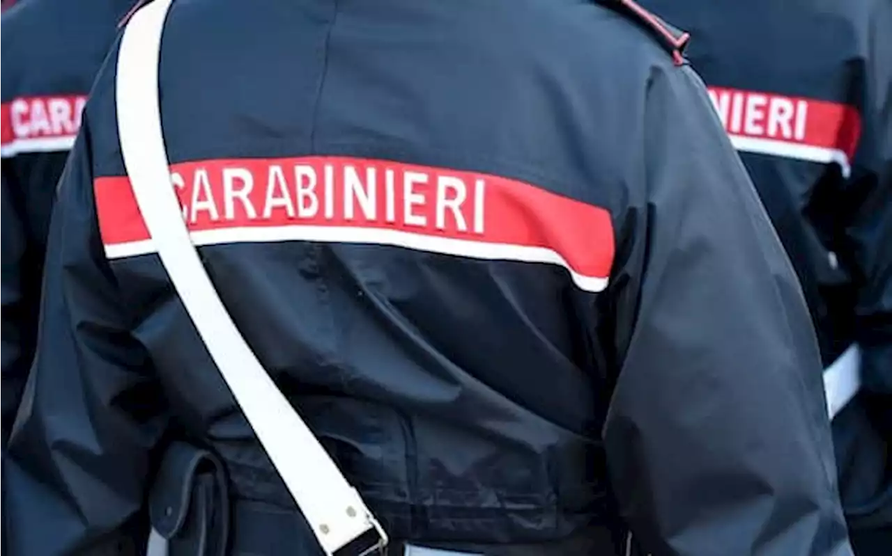 Mantova, 13enne colpita con forbici da 2 coetanee: è grave