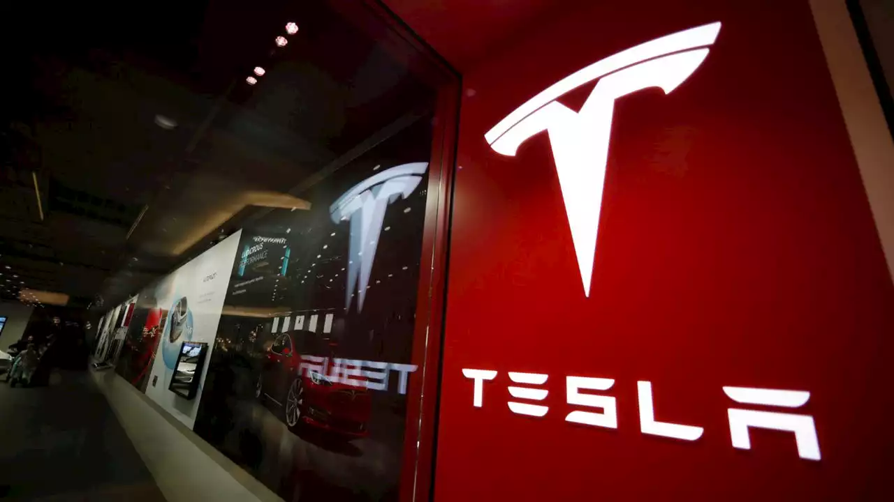 Mexican states in hot competition over possible Tesla plant