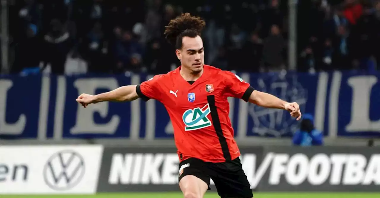 Arthur Theate en difficulté à Rennes: «Même sans jouer, il a sans doute laissé des forces à la Coupe du monde», avoue son entraîneur