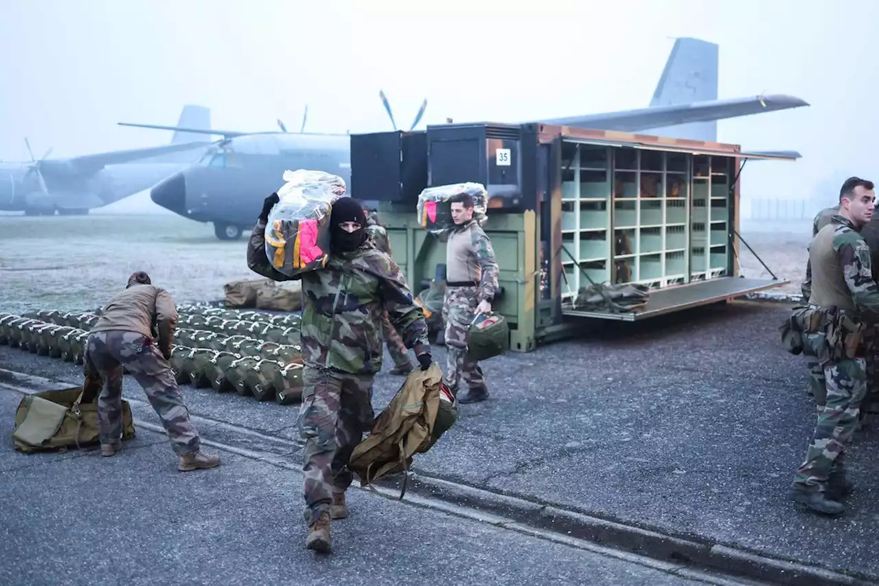 Défense : vaste exercice militaire dans le sud de la France avec le largage de centaines de parachutistes