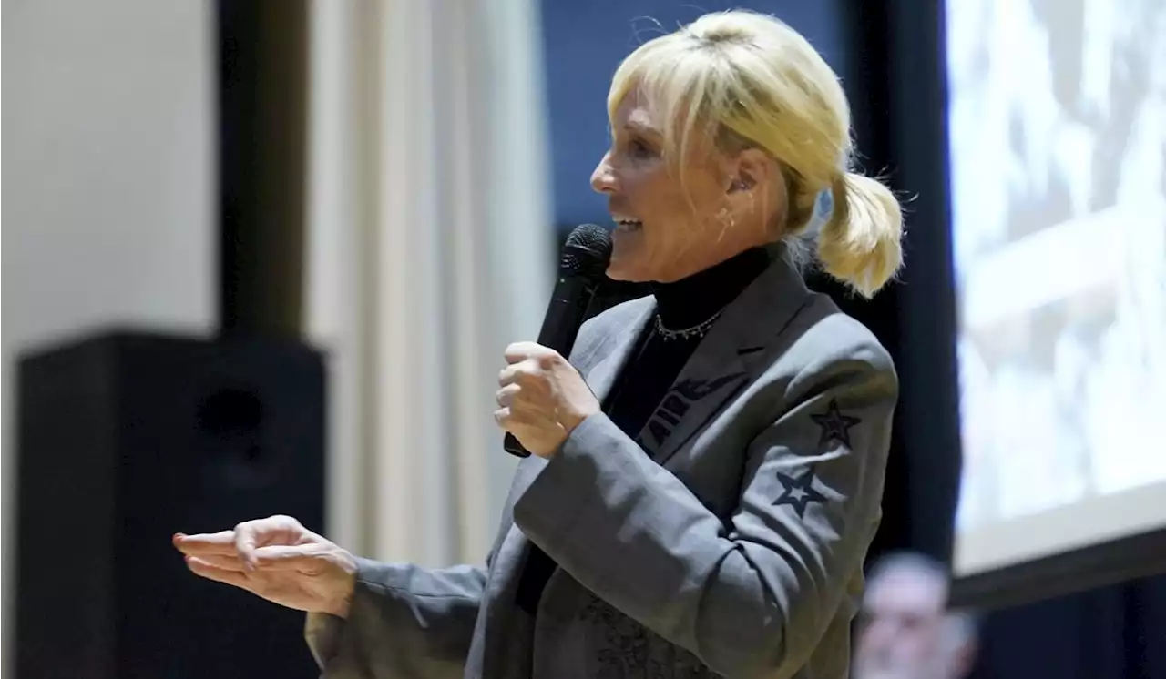 Erin Brockovich warns Ohio town of dangers after train crash