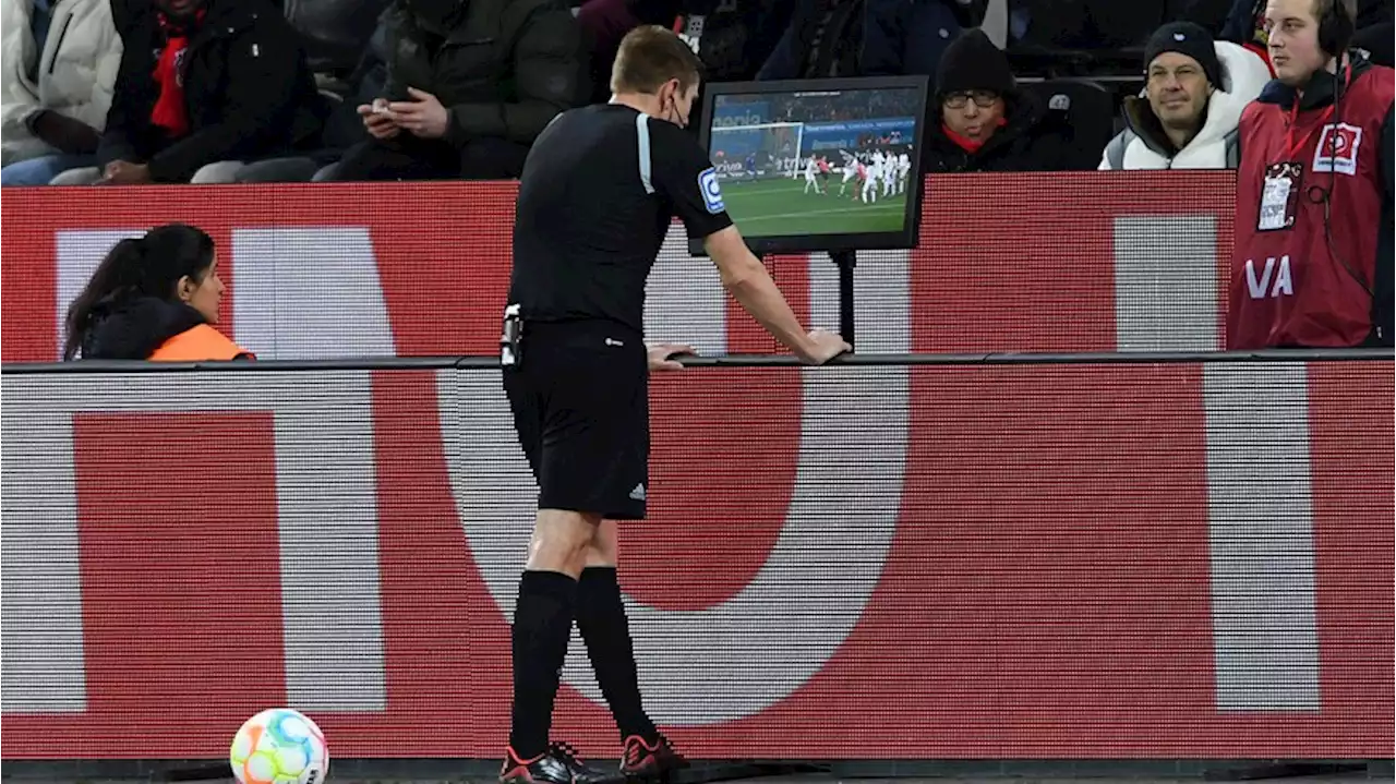 Bundesliga: So denken deutsche Fans wirklich über den Videoschiedsrichter