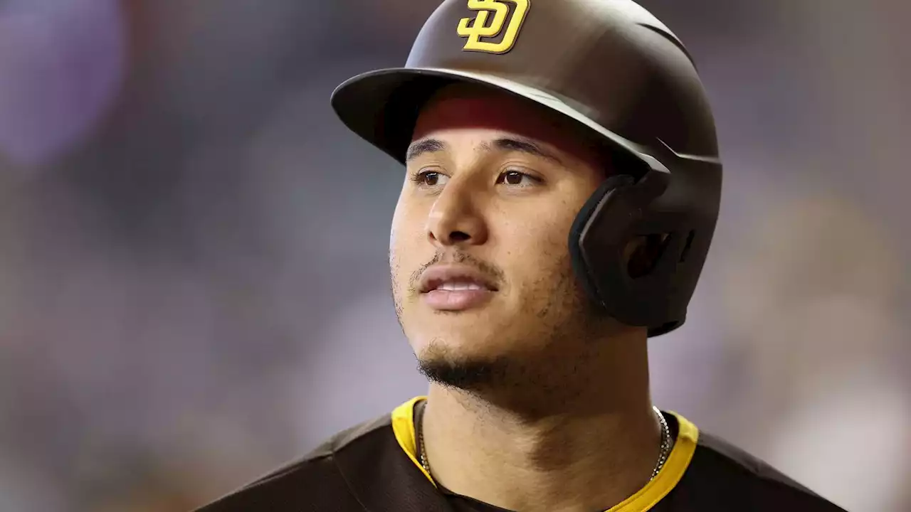 Manny Machado becomes 1st victim of MLB's new pitch clock in spring training