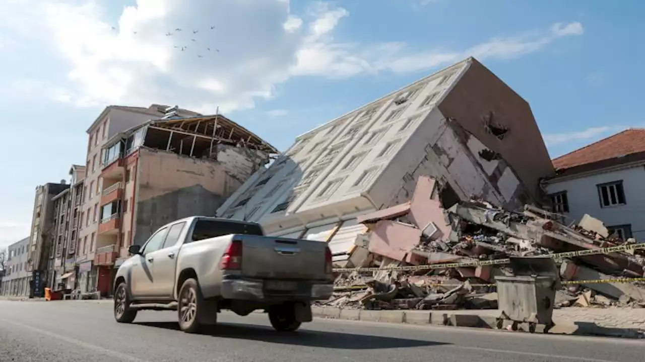 Turkey arrests nearly 200 people over alleged poor building construction following quake tragedy | CNN