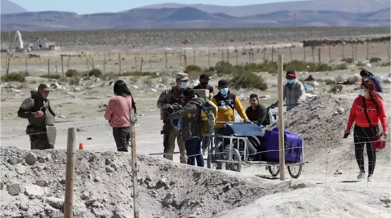 Chile militariza su frontera con Perú y Bolivia para controlar el ingreso de migrantes ilegales