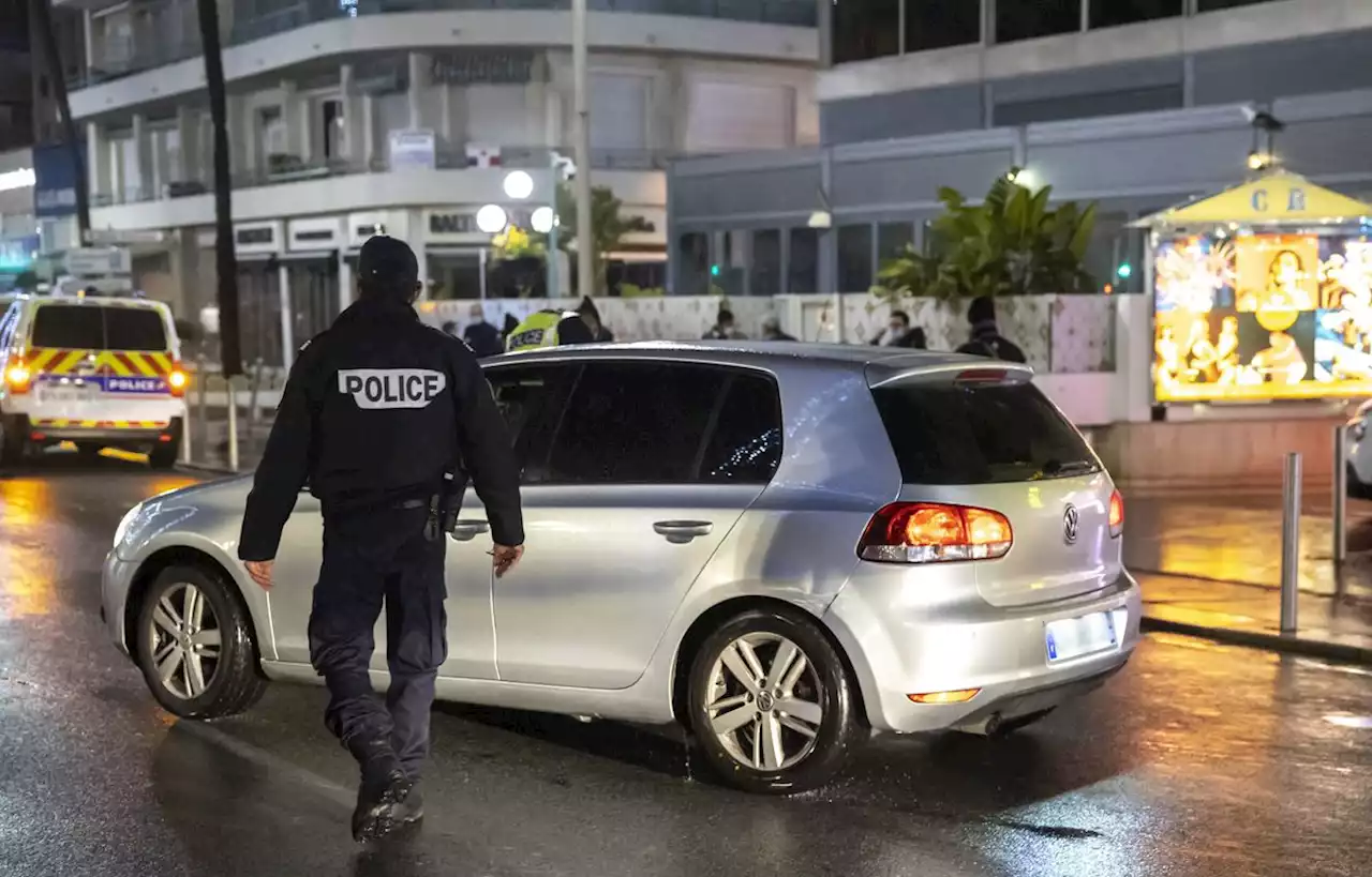 Un homme meurt écrasé par deux voitures sur la promenade des Anglais