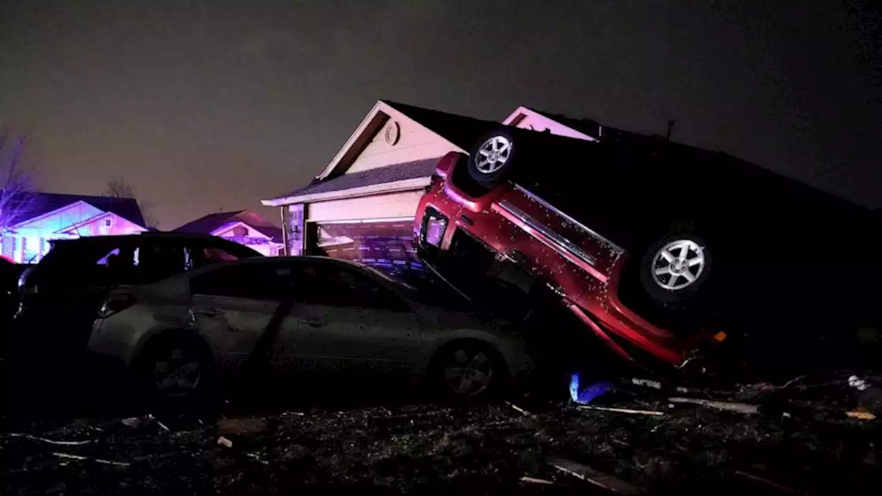 Tornadoes touch down in Kansas, Oklahoma as massive winter storm moves east