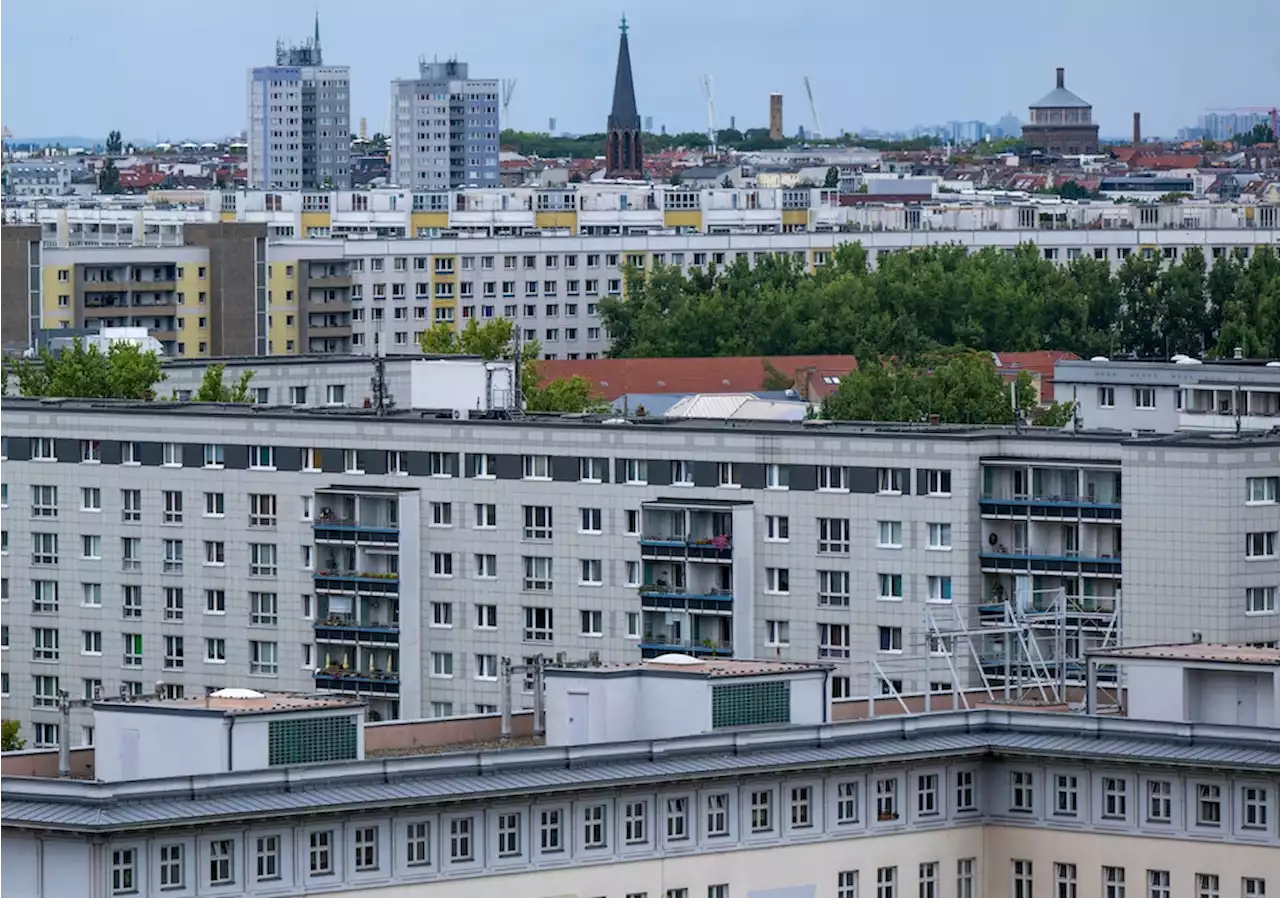 Berliner Linke fordert Enteignungsgesetz bis Mitte 2024