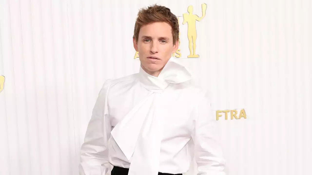 Eddie Redmayne Was The Best-Dressed Man At The SAG Awards