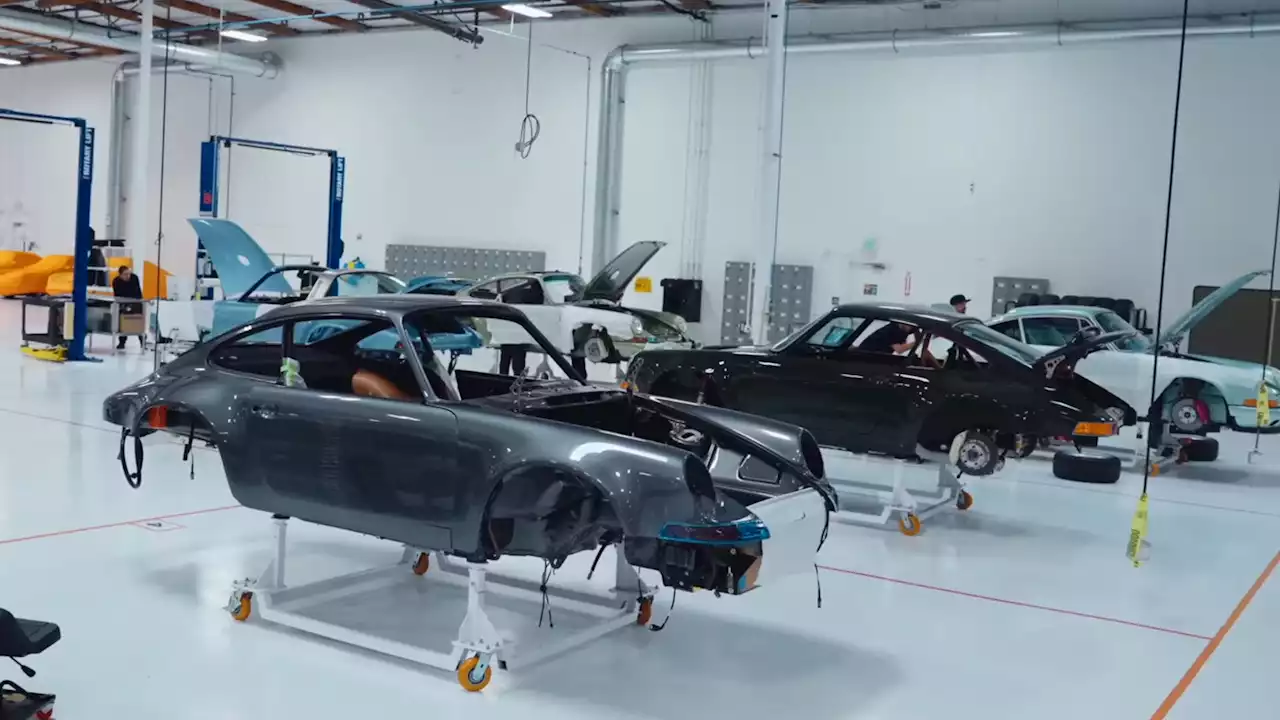 Just What Goes Into Building A Singer Porsche 911? | Carscoops