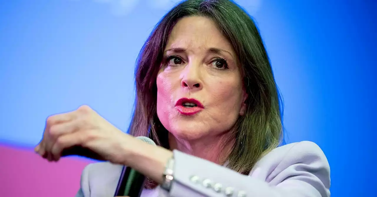 Marianne Williamson becomes 2024 Democratic primary's 1st presidential challenger