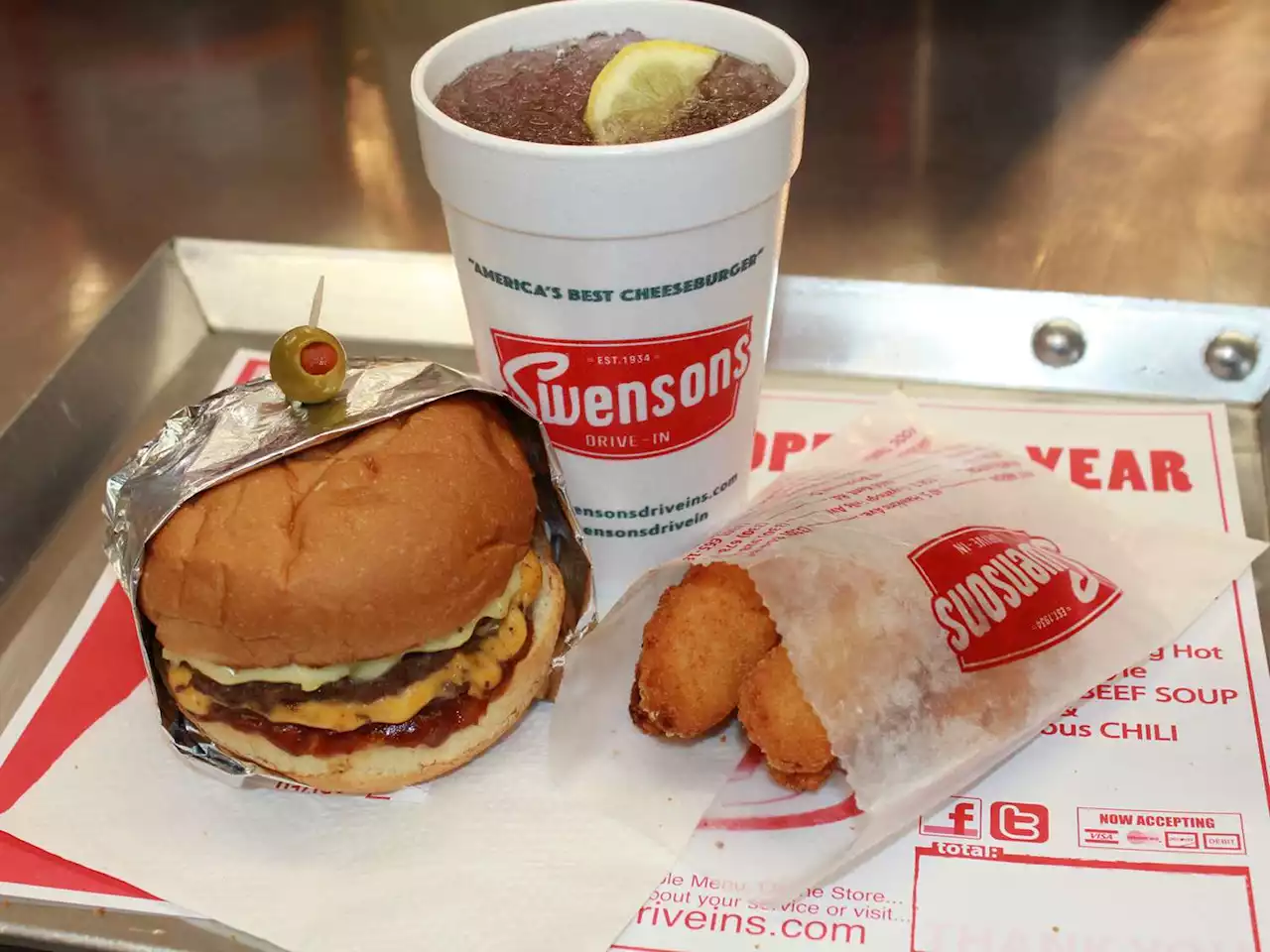 12 Classic American Drive-In Restaurants to Visit