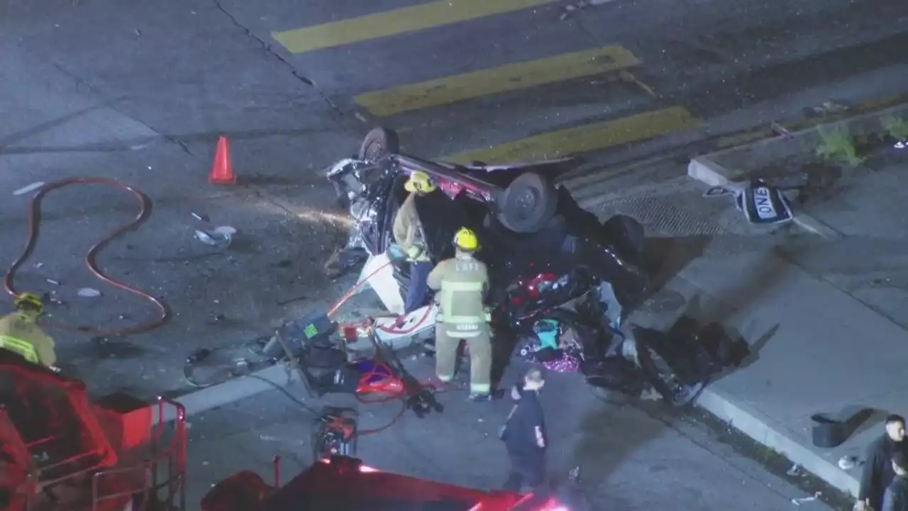 3 injured, including child in North Hollywood rollover crash