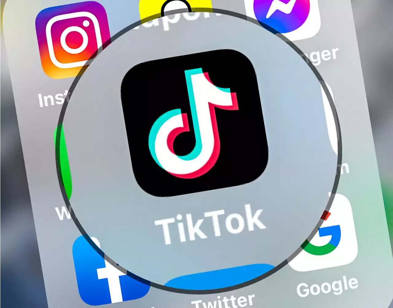 Politics Briefing: Ottawa will remove Chinese-owned TikTok app from all government-issued mobile devices on Tuesday