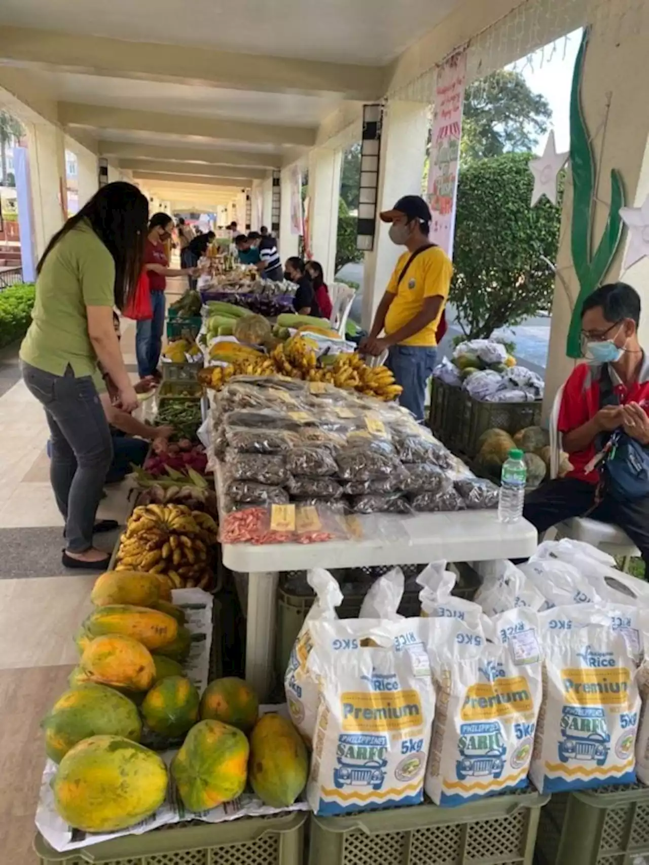 Marcos: Kadiwa stalls to continue, expand as response to food crisis, rising commodity prices