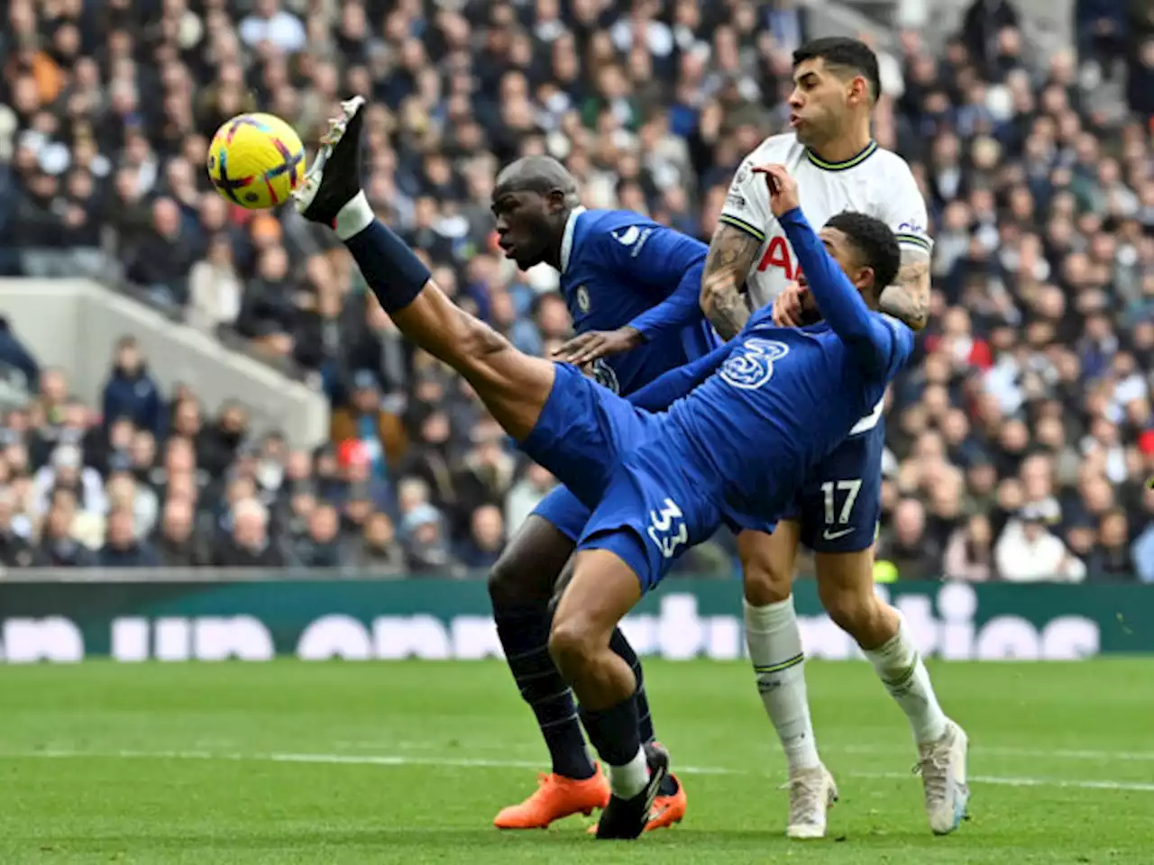 Chelsea Babak Belur, Kalah-Nirgol dalam Tiga Laga Terakhir