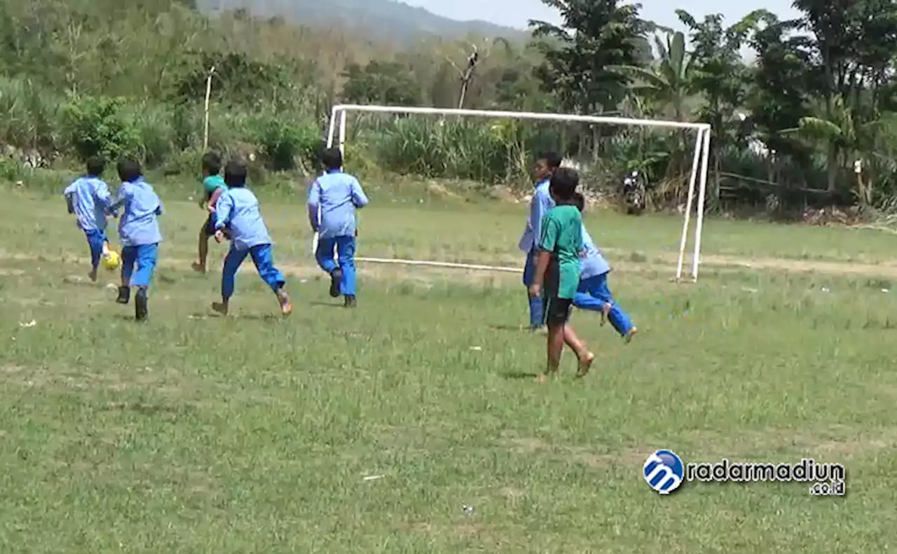 Pelaksanaan Ekskul Sepak Bola Masih Gelap