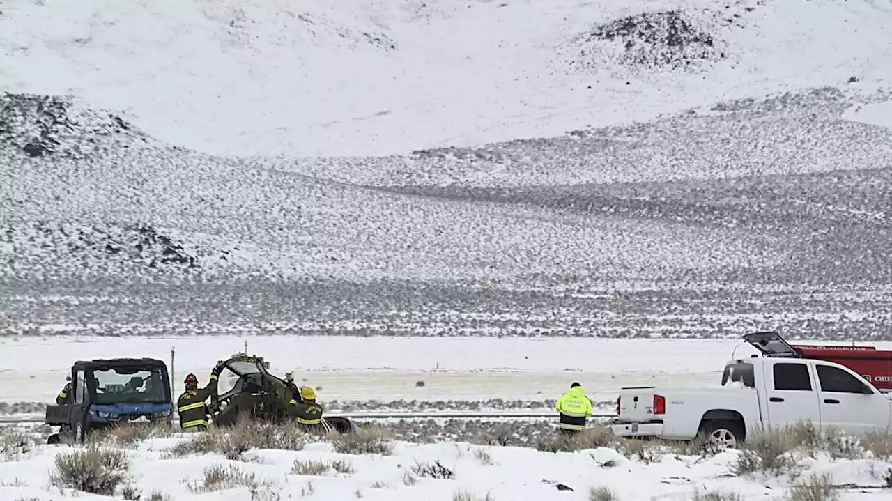 5 dead in Nevada crash of medical plane that may have broke apart before crash