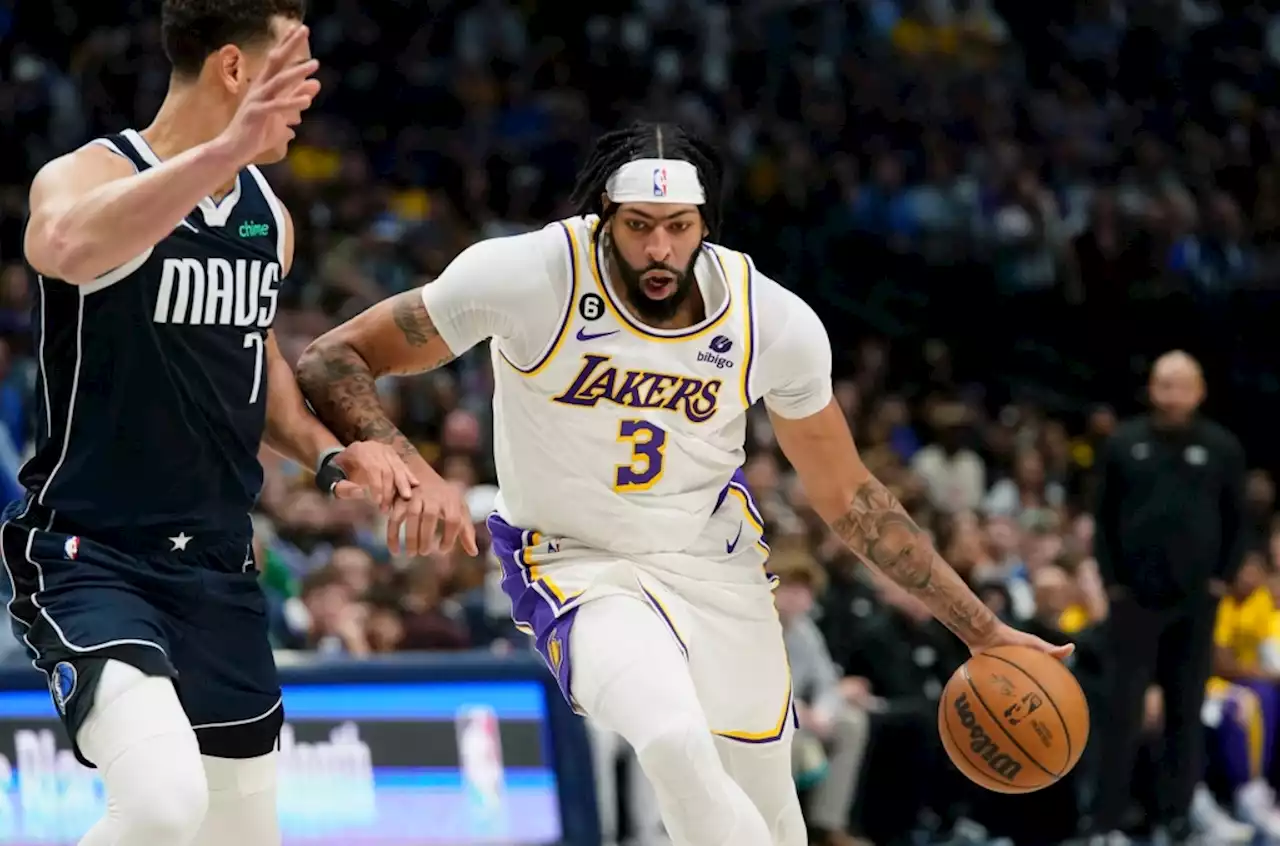 Lakers rally from 27 down in Dallas as Anthony Davis closes strongly