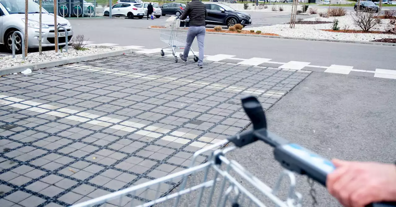 Au supermarché face à l’inflation : en Isère, «plus le choix, il faut taper au moins cher»