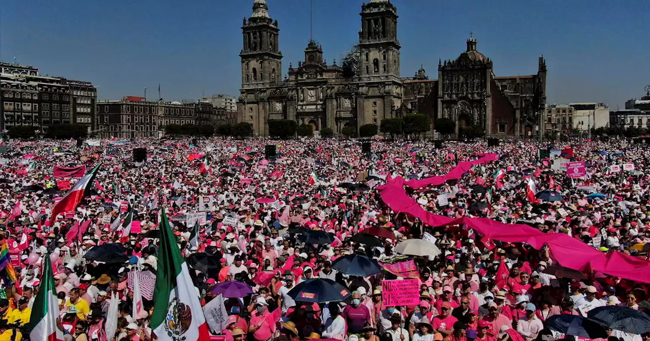 Mexique : manifestation massive contre une réforme électorale