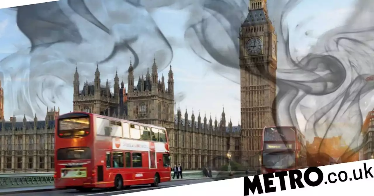 London air pollution as bad as ‘smoking 154 cigarettes every year’