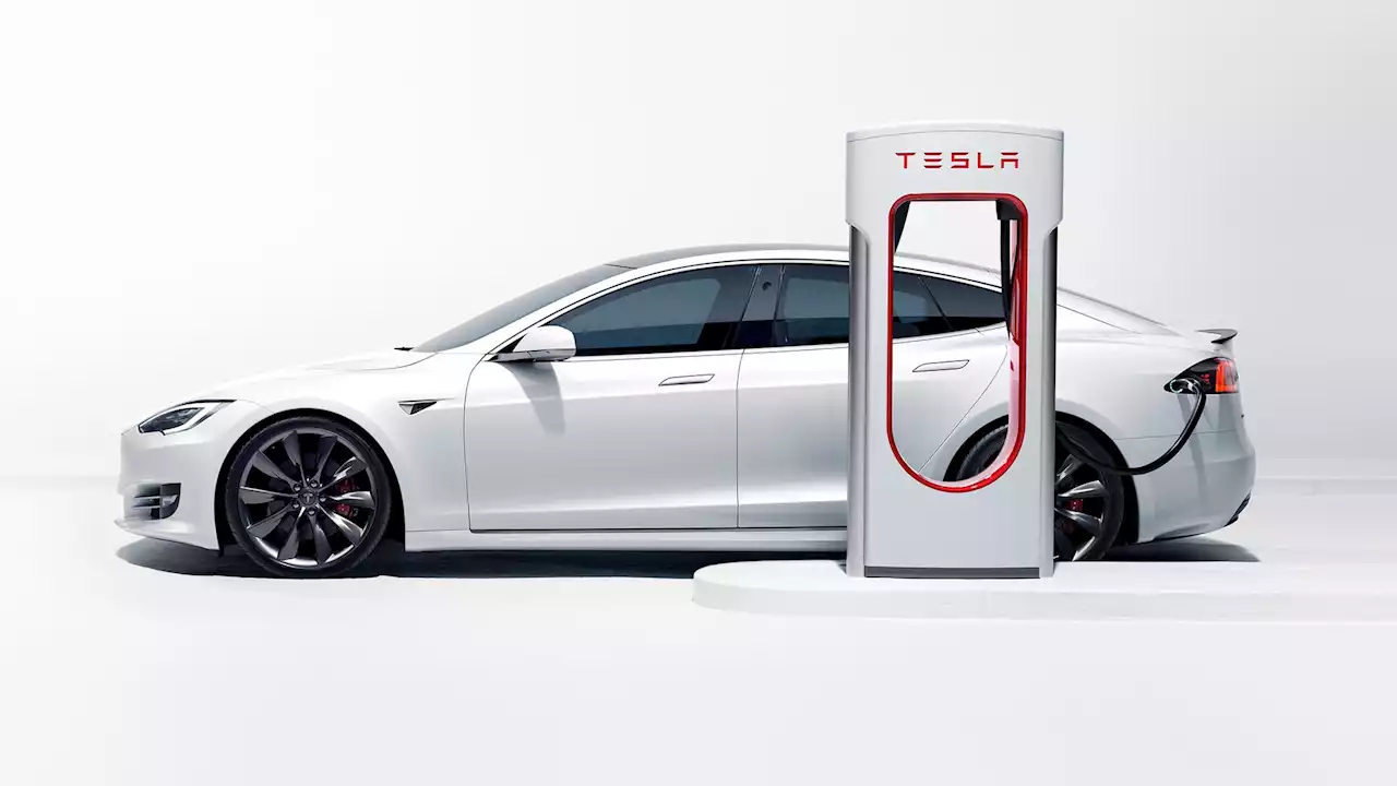 How Long Does a Tesla Battery Last?