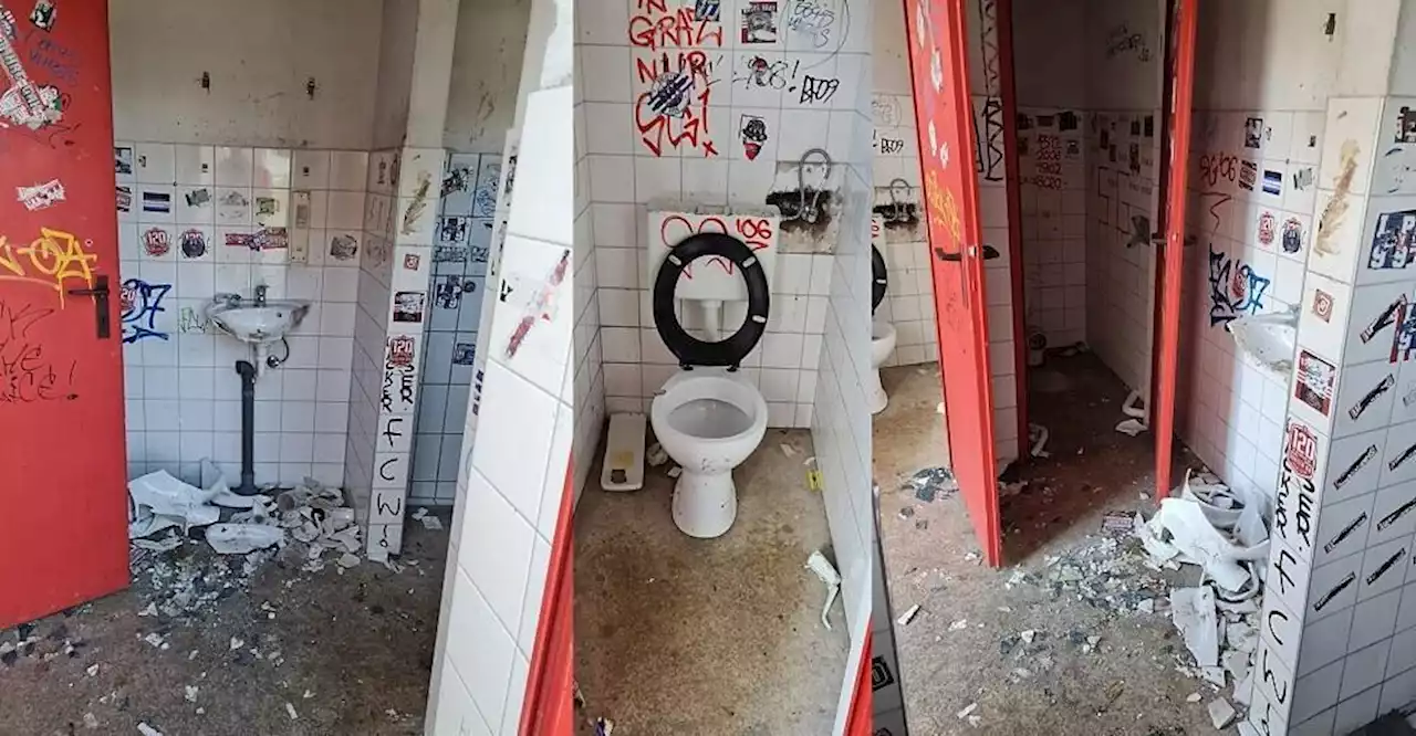 Toiletten sind ein Scherbenhaufen