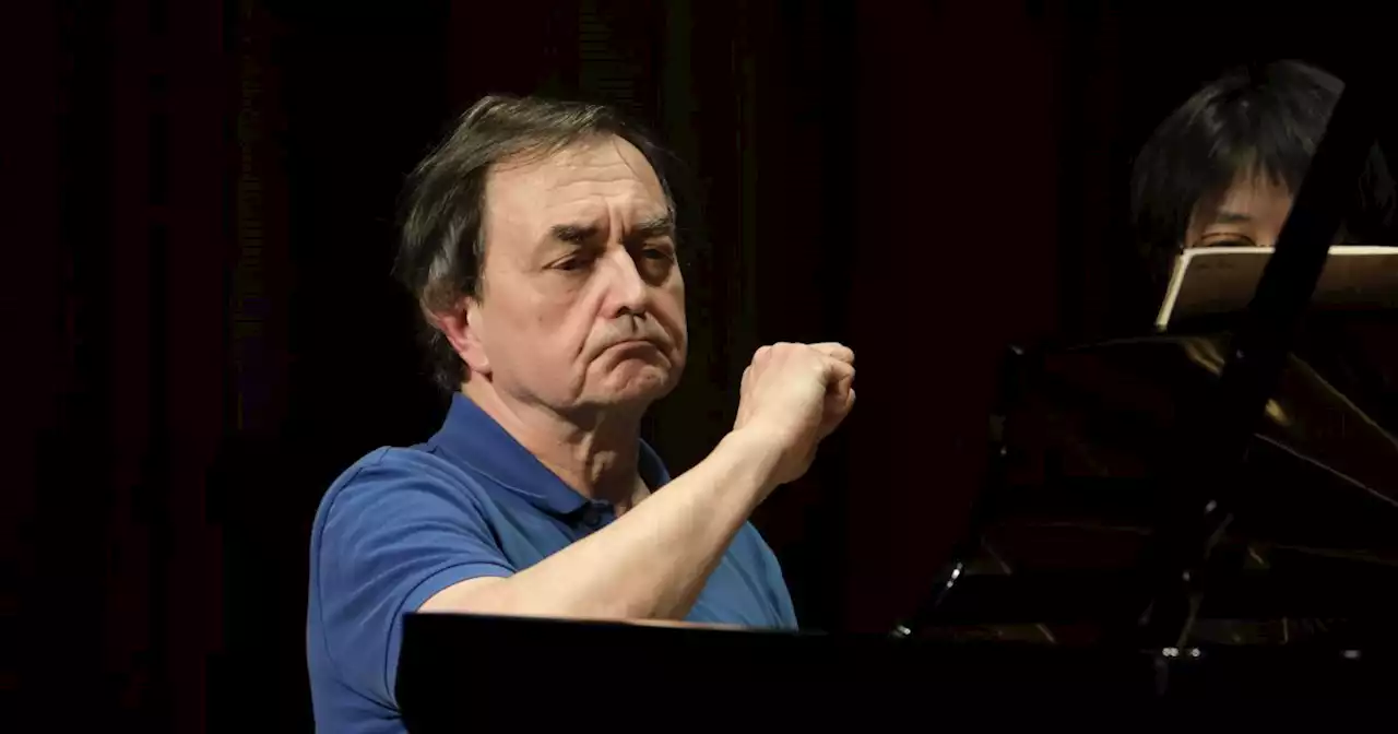 Review: Pianist Pierre-Laurent Aimard focuses on fantasias