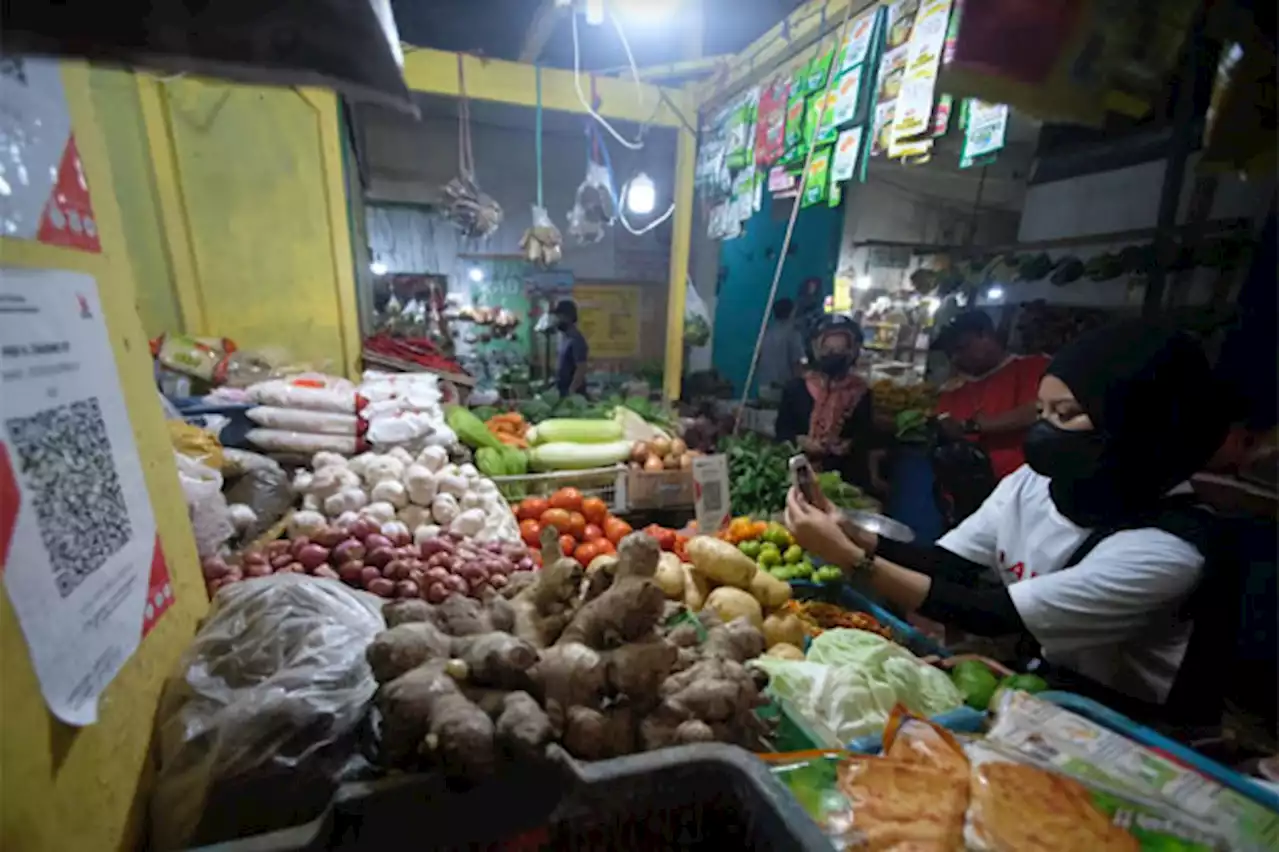 Pendataan Pedagang Pasar lama di Bojonegoro untuk Menginventarisir yang Memiliki Izin