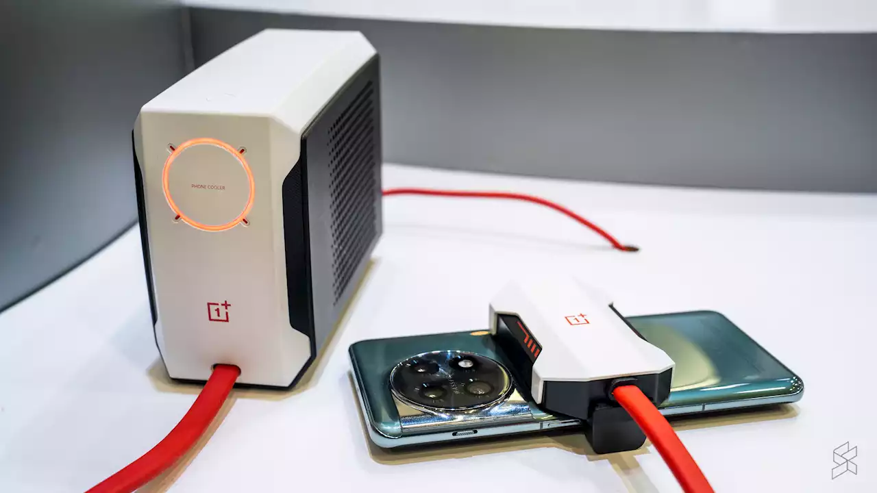 OnePlus 45W Liquid Cooler makes your phone ice cold, but it's also ginormous - SoyaCincau