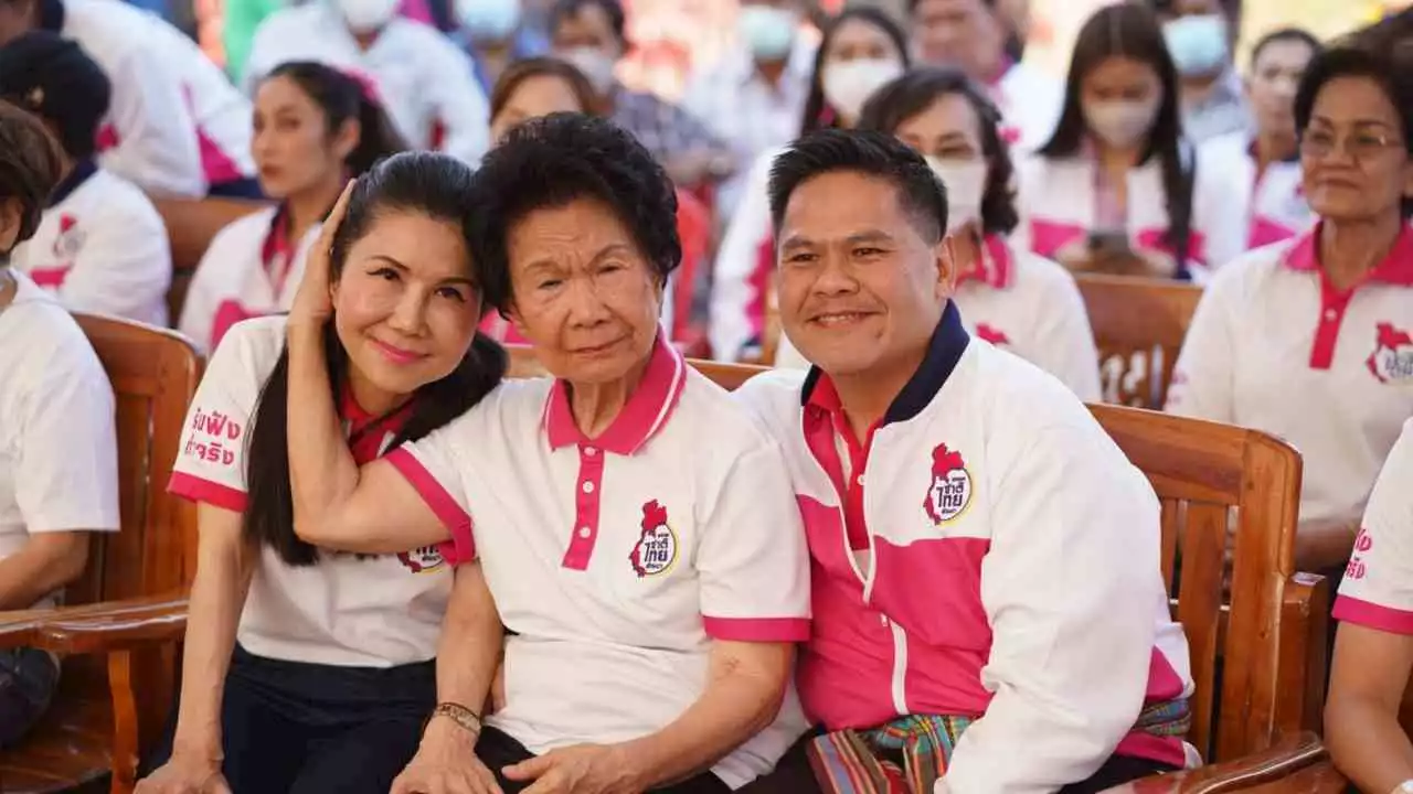 'คุณหญิงแจ่มใส' กำลังใจดี หลังอุบัติเหตุโดรนตกใส่ มั่นใจ สุพรรณฯ ตีแตกยาก