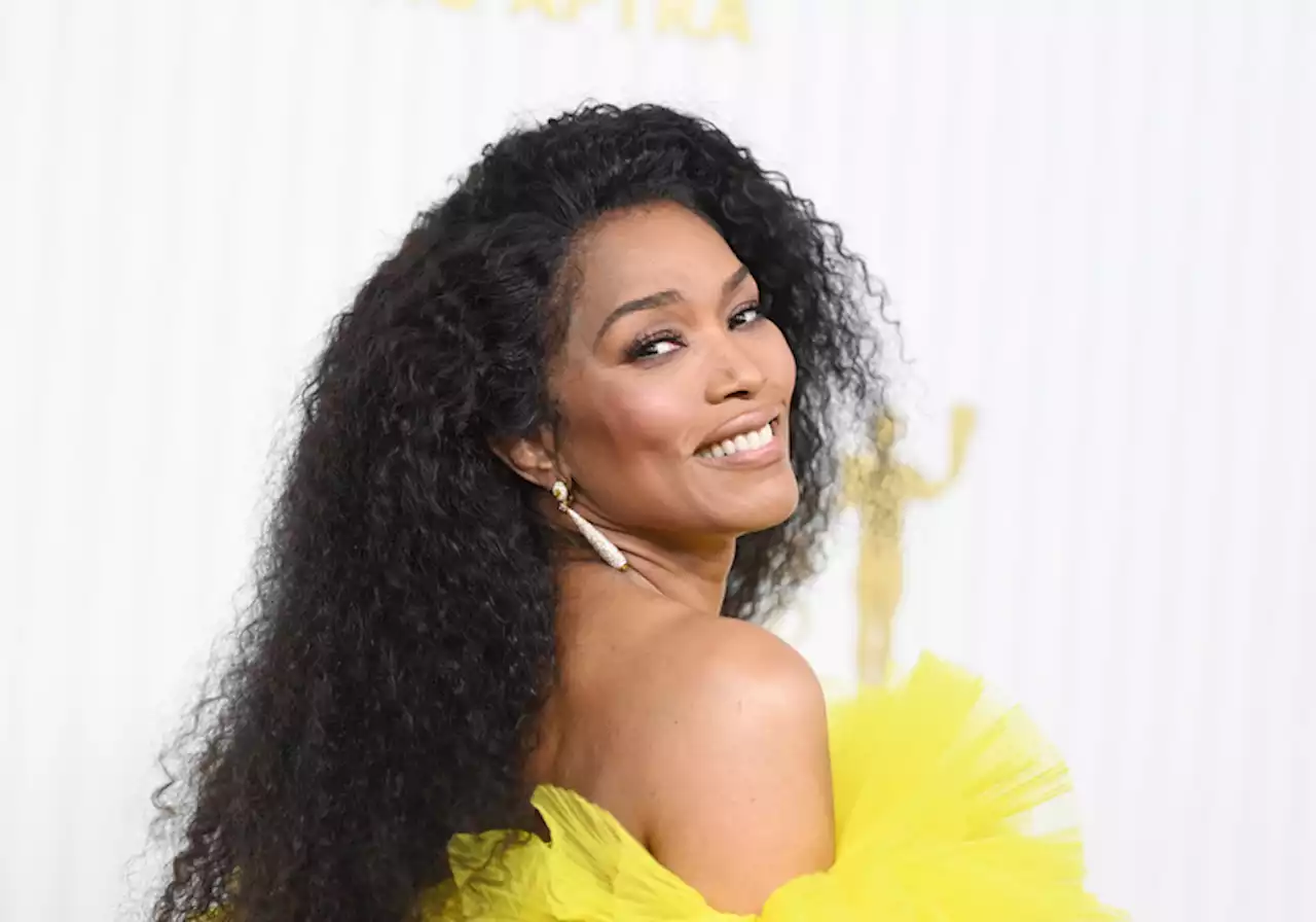 Angela Bassett Gets Dramatic in Vibrant Yellow Giambattista Valli Couture Tulle Dress for SAG Awards Red Carpet 2023