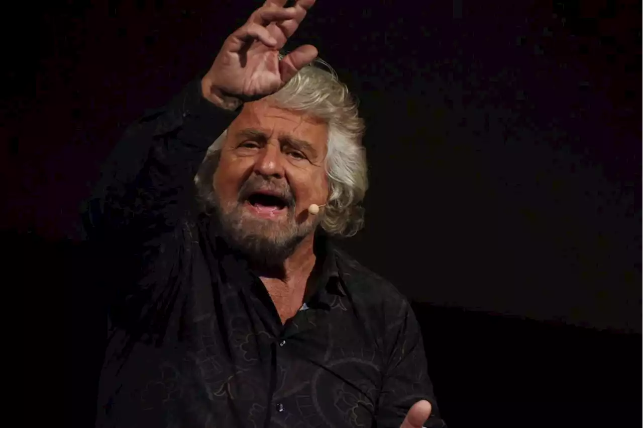 Grillo 'fonda' chiesa dell'Altrove: 'Missione? La indica l'Elevato'