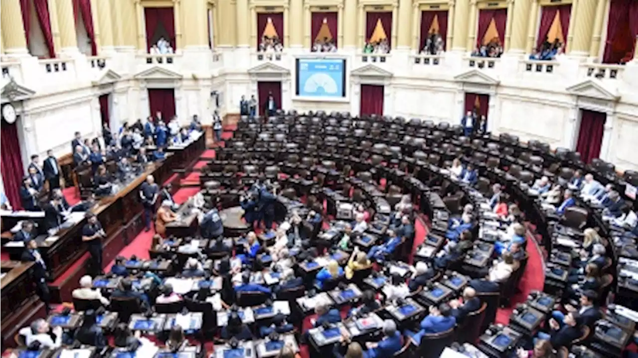 Diputados busca convertir en ley la digitalización de las historias clínicas