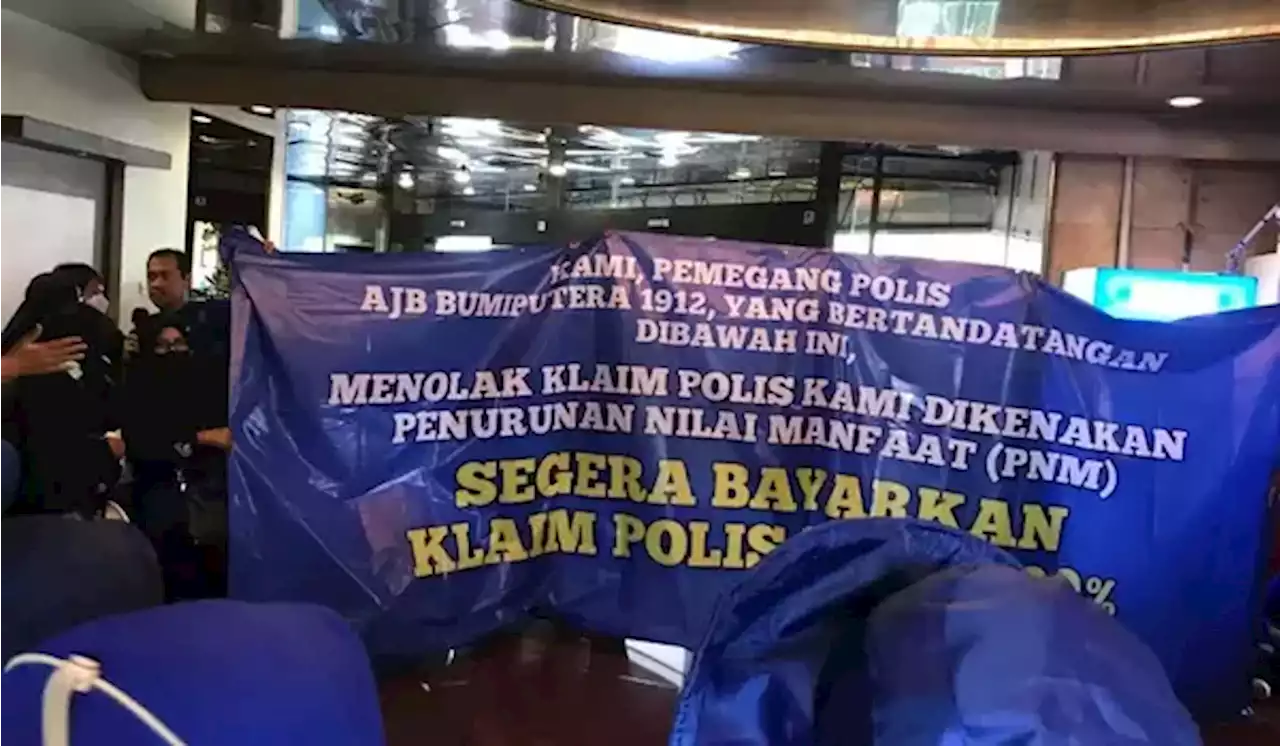 Nasabah AJB Bumiputera Tolak Penurunan Nilai Manfaat