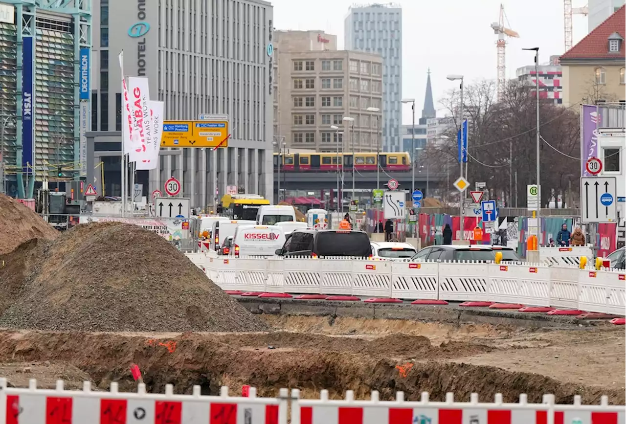 Granatenfund in Berlin-Mitte: Diese Straßen sind gesperrt