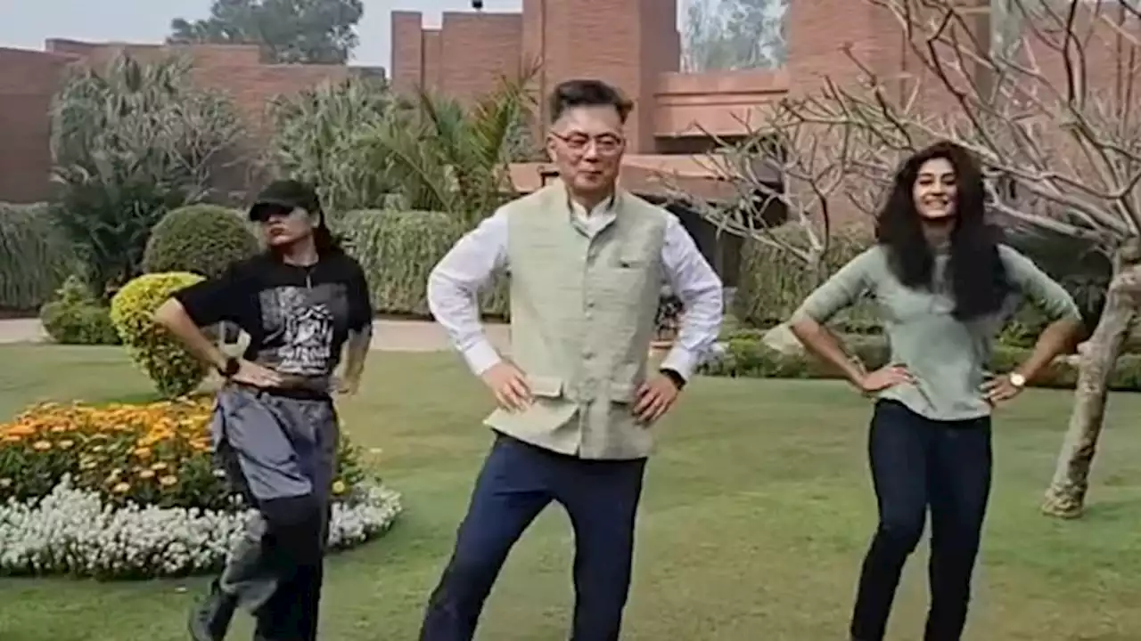 South Korean diplomats dance into Indian hearts in 'Naatu Naatu' viral video | CNN