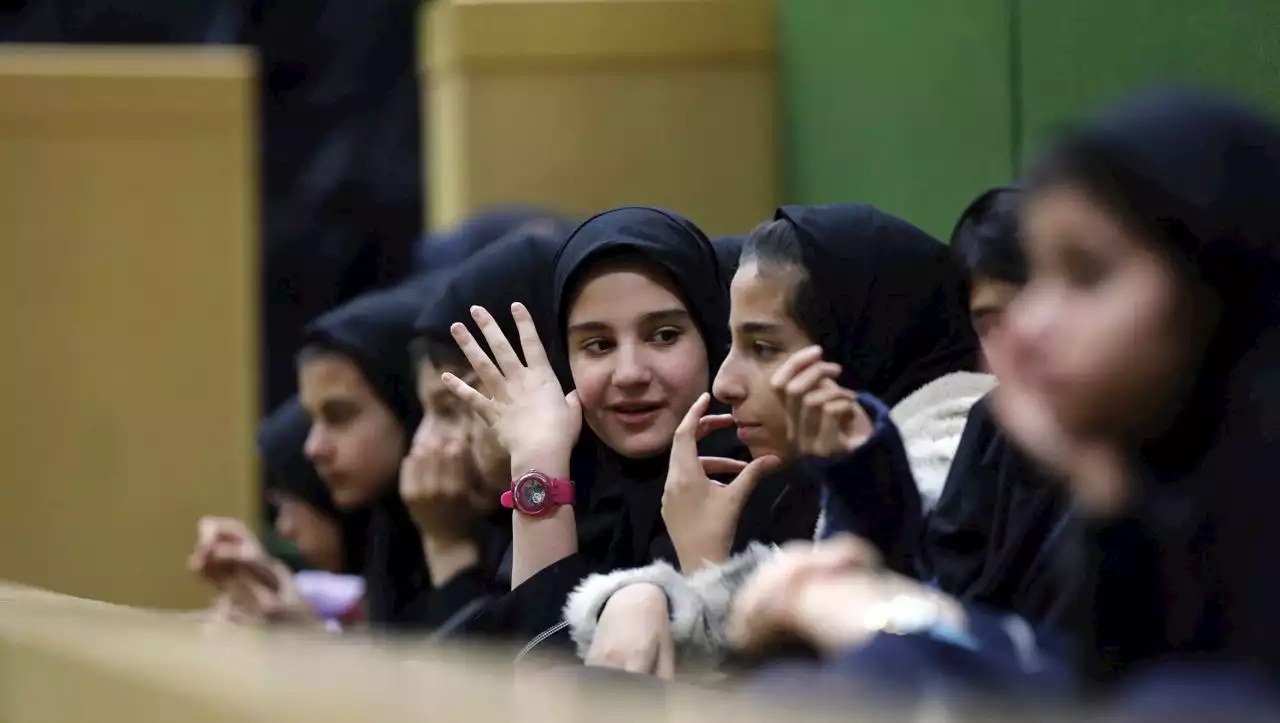 Iran: Hunderte Schulmädchen offenbar vergiftet