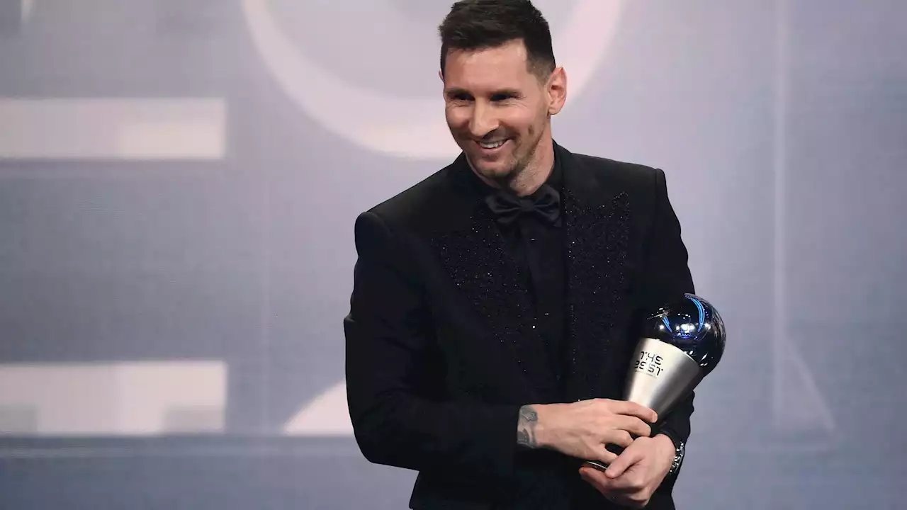 Lionel Messi zum Weltfußballer des Jahres gekürt - PSG-Superstar setzt sich gegen Karim Benzema und Kylian Mbappé durch