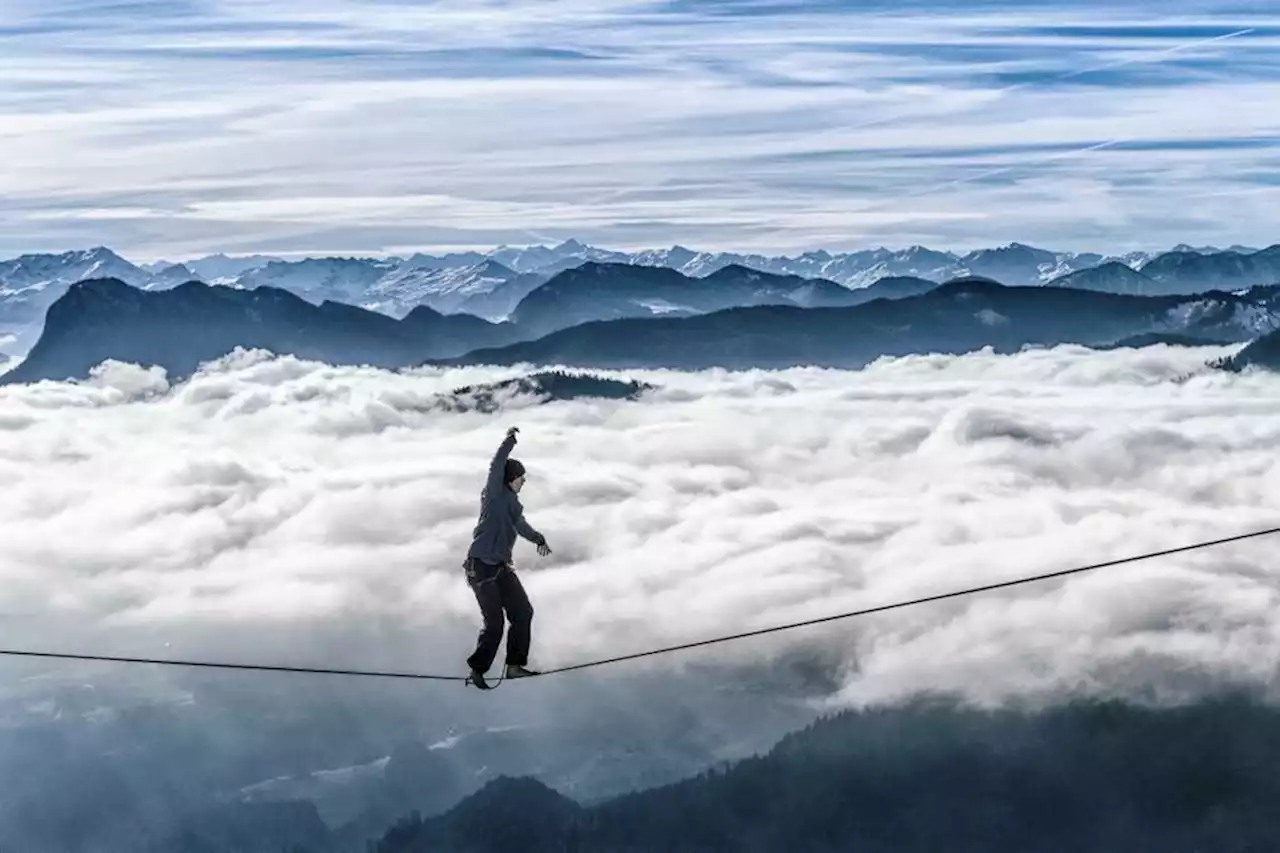 INSOLITE. 10 funambules vont se relayer sur la plus longue ligne de traversée des Pyrénées