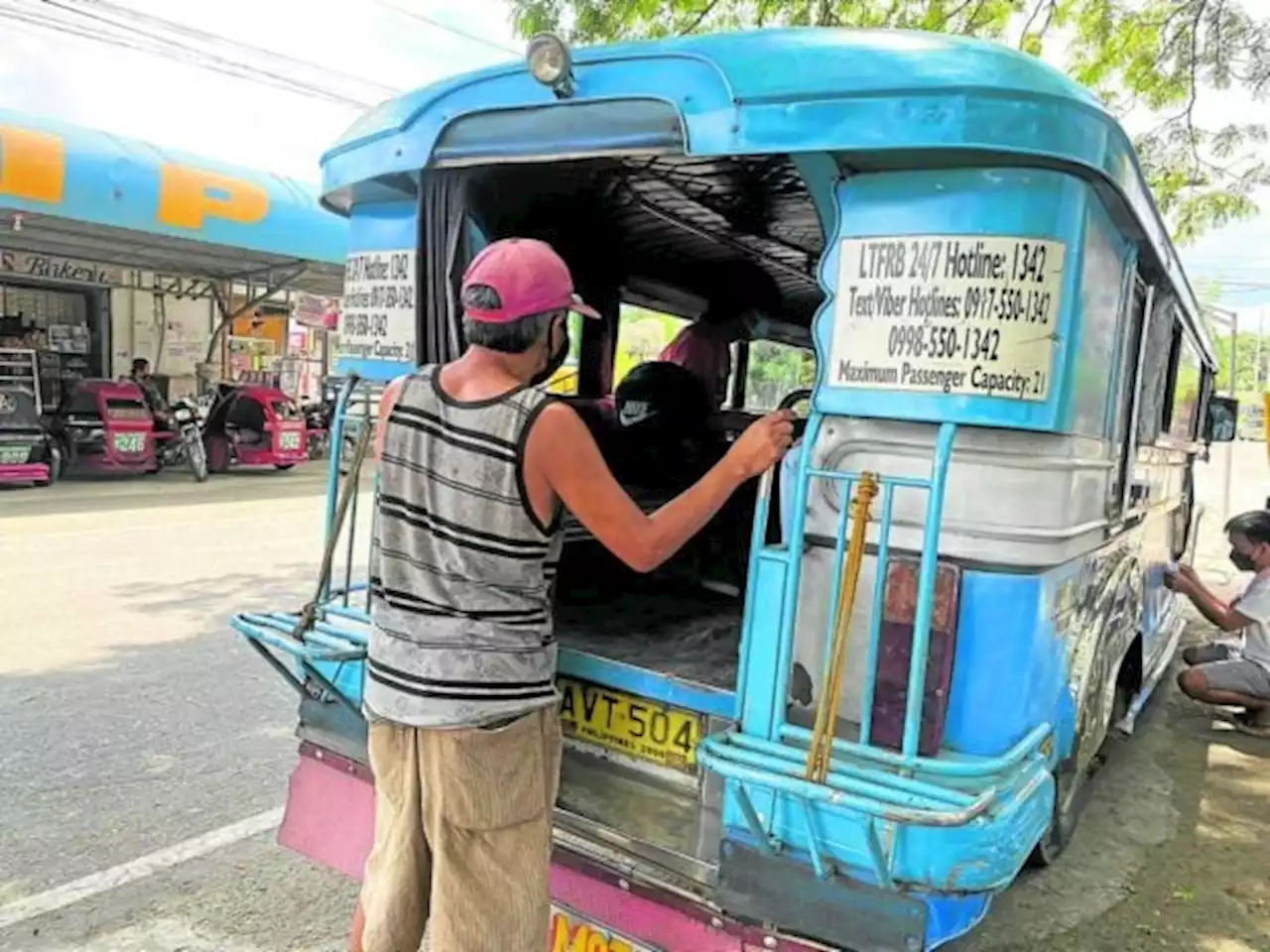 Senate committee set to tackle postponement of traditional jeepney phaseout