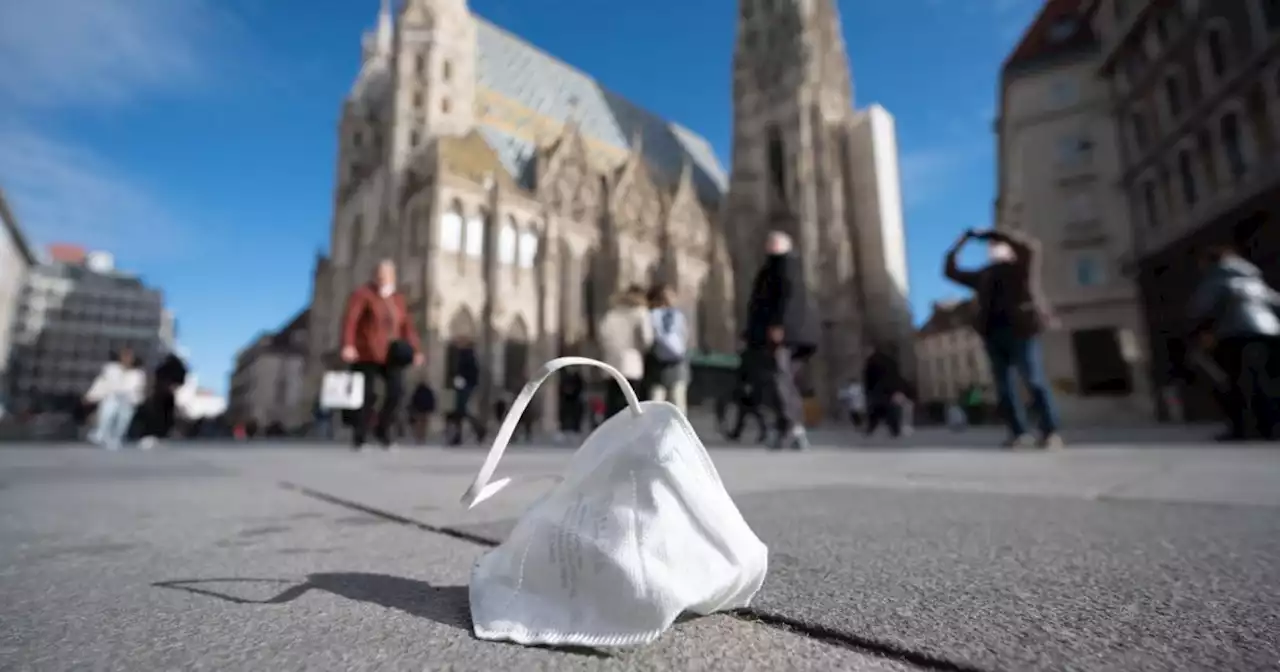 Die Maskenpflicht in Wiens Öffis fällt: Ein Nachruf auf die Maske