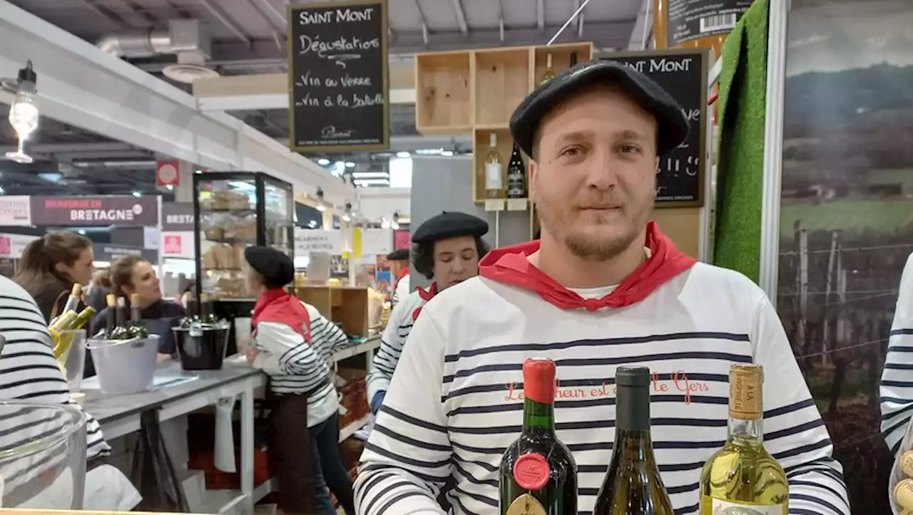 Cédric Laborde, jeune vigneron du piémont pyrénéen, fait ses premiers pas au Salon de l'agriculture