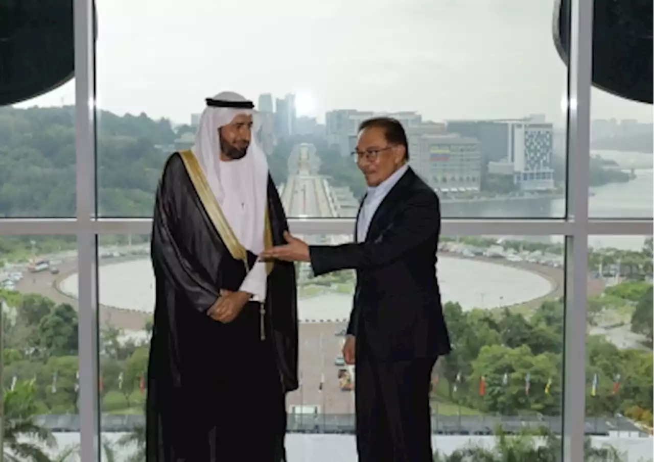 PM Anwar receives courtesy call from Saudi minister of Haj and umrah