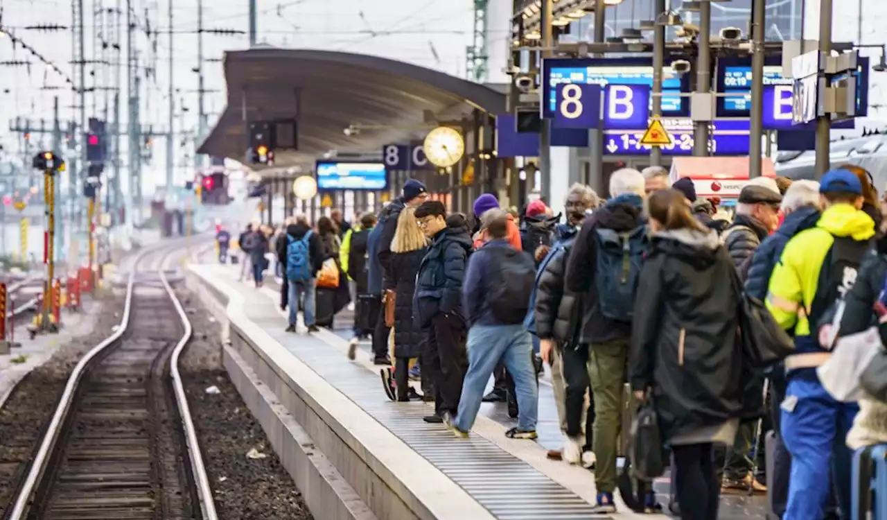 Massive Streiks bei Bus und Bahn um Hamburg