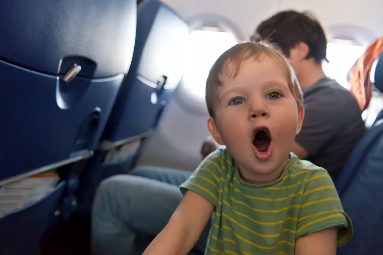 I confronted a mother about her misbehaving child in the middle of a flight